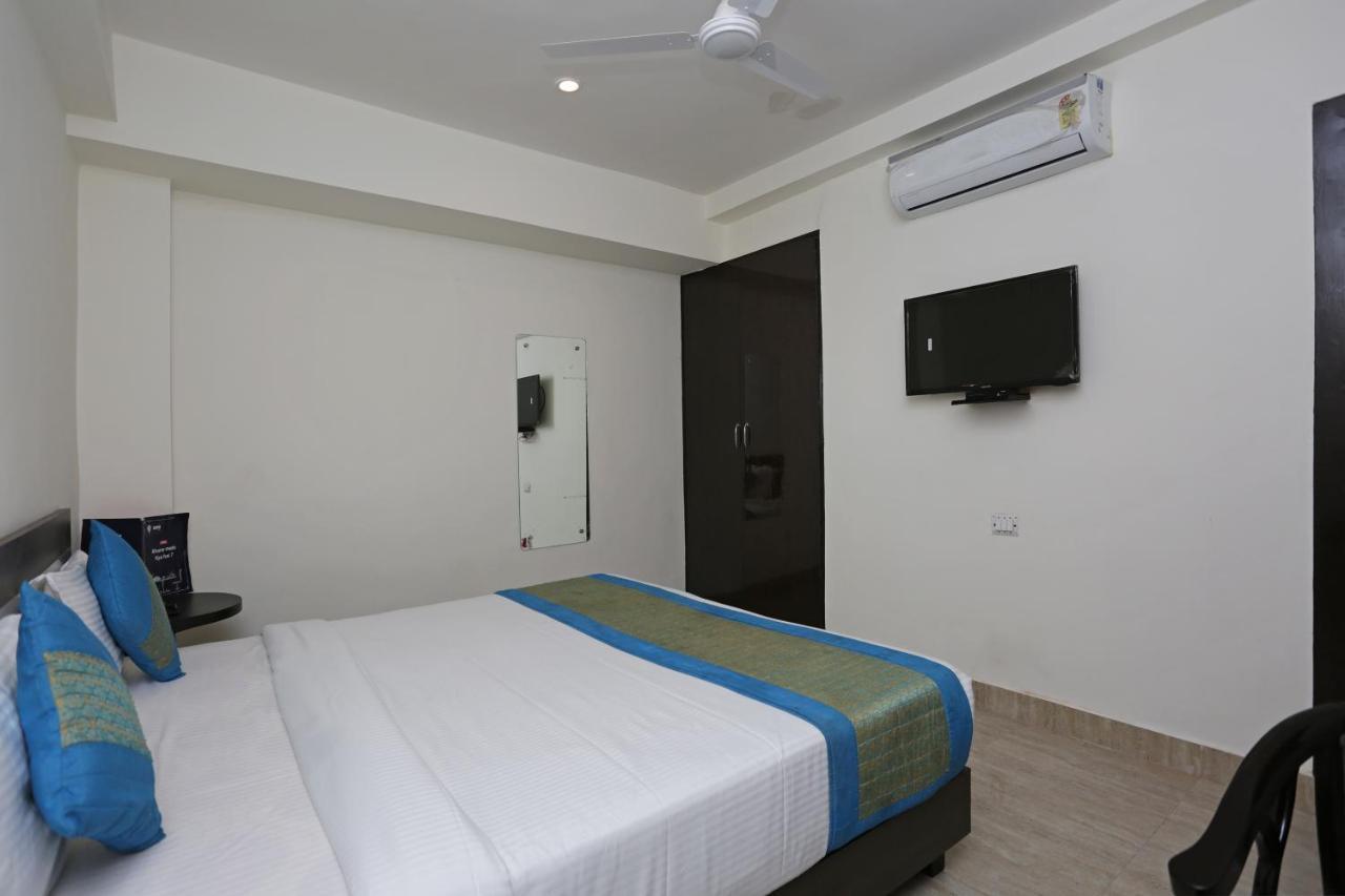 Hotel The Westend Green New Delhi Eksteriør billede