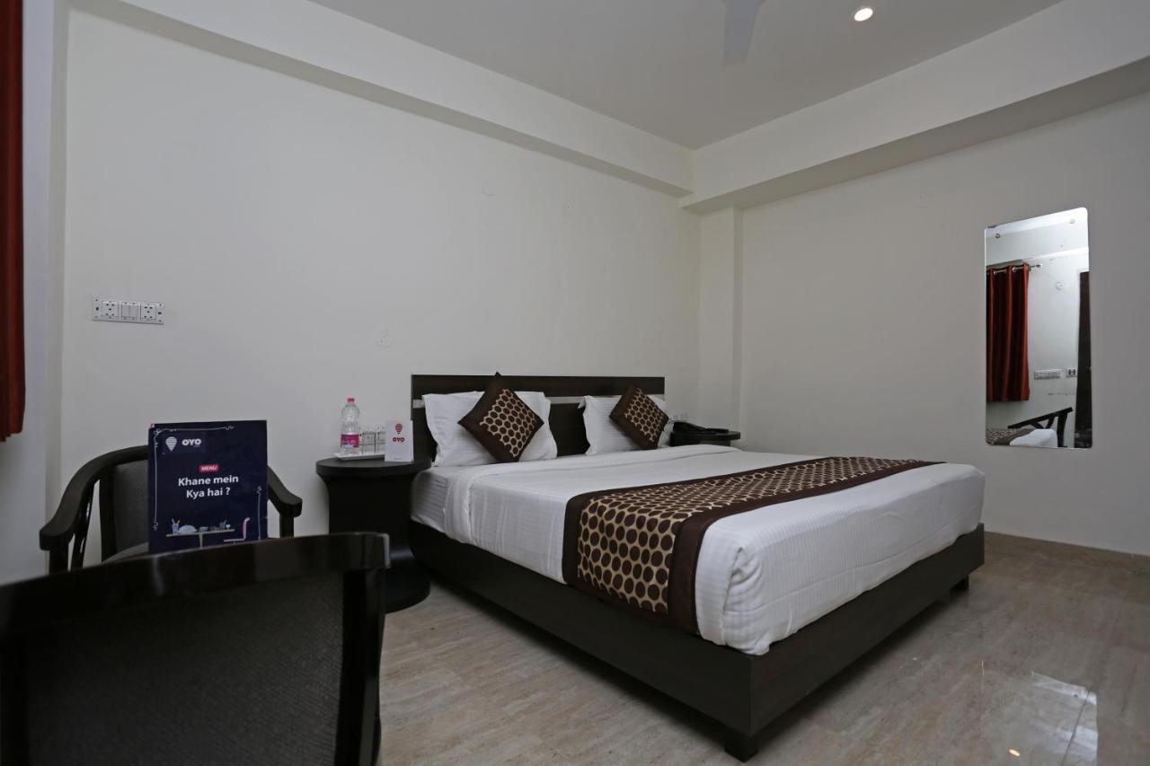 Hotel The Westend Green New Delhi Eksteriør billede